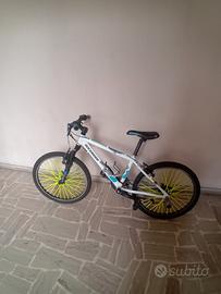 bicicletta rockrider 
