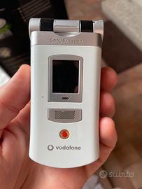 TELEFONO CELLULARE ERICSSON V800