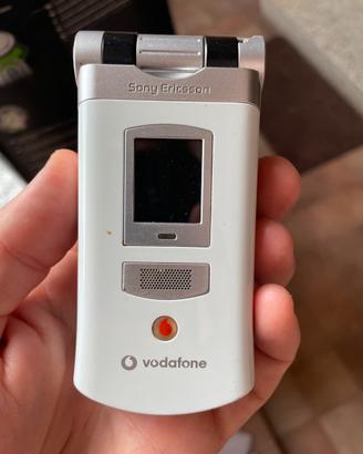 TELEFONO CELLULARE ERICSSON V800