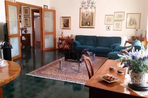 Ampio Quadrivano in Contesto Signorile Cagliari