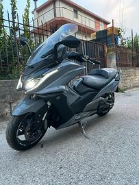 Kymko ak550