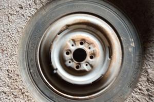 Cerchi e gomme fiat 126 personal