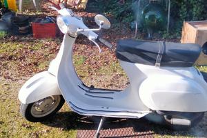 Vespa 50 con motore 125 primavera e mozzi da 9'