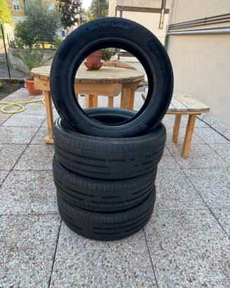 4 gomme Michelin 205/55/17