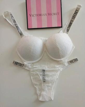 Set Victoria's Secret push up 