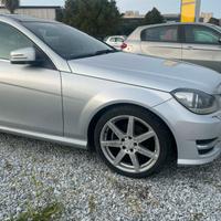 Mercedes-benz C 220 CDI BlueEFFICIENCY Elegance