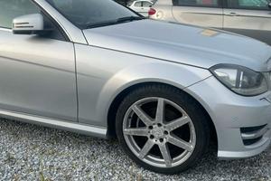 Mercedes-benz C 220 CDI BlueEFFICIENCY Elegance
