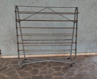 Espositore Portarotoli Industriale su Ruote – 14 P