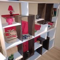 Libreria bianca e nera