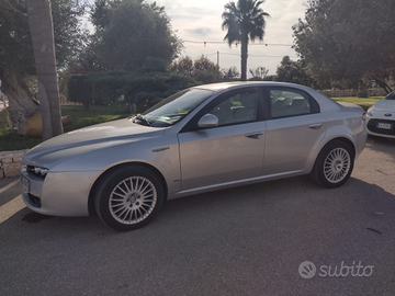 Alfa Romeo 159