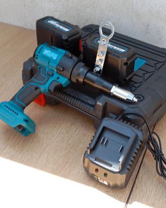 rivettatrice elettrica con accessori inclusi 
