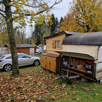 In blocco roulotte +casetta