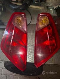 fanali posteriori fiat grande punto 2009