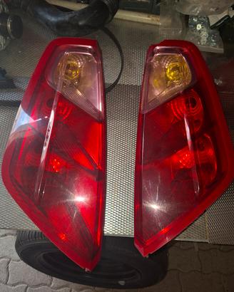 fanali posteriori fiat grande punto 2009