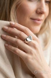 Anello argento a forma di cuore