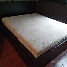 LETTO MATRIMONIALE IKEA MALM NERO/MARRONE