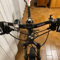 Mountain bike bicicletta cube aluminium lite