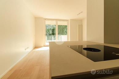 3 LOCALI A GARDONE RIVIERA