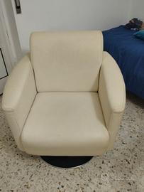 SOTTOPREZZO POLTRONA CON BASE ACCIAIO FINTA PELLE