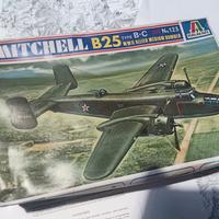 Modellino Italeri B-25 Mitchell scala 1/72