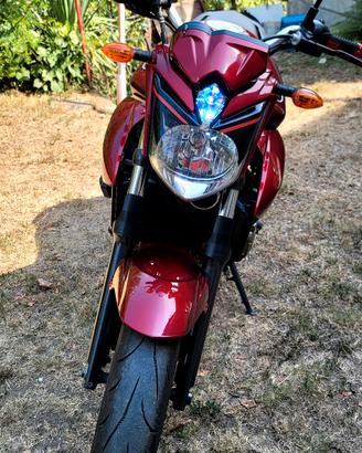 YAMAHA XJ6 2009