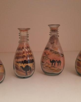 Set vasetti vetro con sabbia colorata
