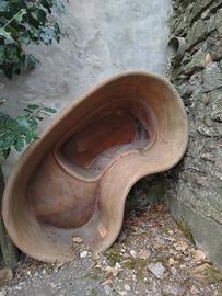 Vasca da giardino in vetroresina.