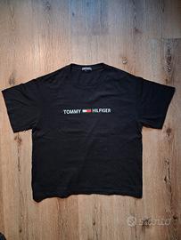 T-Shirt Tommy Hilfiger - Nera - Taglia M
