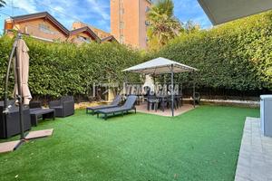 DUE LOCALI CON AMPIO GIARDINO - MINI PALAZZINA