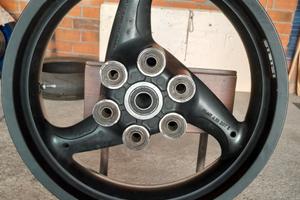 cerchio posteriore ducati monster 696