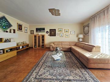 Spazioso appartamento - Parabita