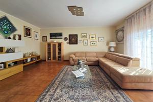 Spazioso appartamento - Parabita