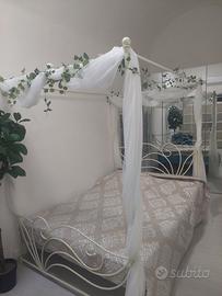 Letto in ferro battuto con materasso