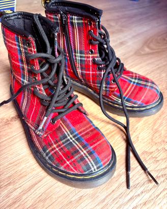 Anfibi Dr. Martens N. 31