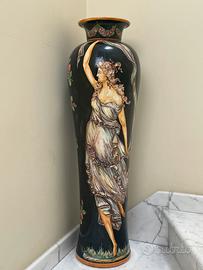 Grande vaso in ceramica artistica italiana.