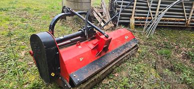 trincia trinciaerba trinciastocchi per trattore