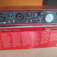 Focusrite Scarlett 2i4 2nd Gen  Scheda Audio, DAC