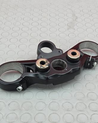 PIASTRA SUPERIORE BENELLI TRK 502 2016 2020 TRK502