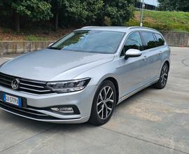 Volkswagen Passat Variant 2.0 TDI SCR EVO DSG Exec