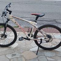 mtb gt aggressor 26 m/l 2021