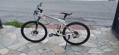 mtb gt aggressor 26 m/l 2021