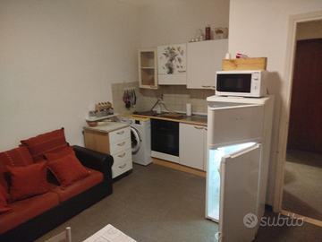 Bilocale centro incisa scapaccino