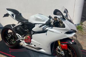 Ducati Panigale 1199 S