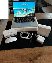 Apple MacBook Air 13" M5 chip 10-core CPU 8-core