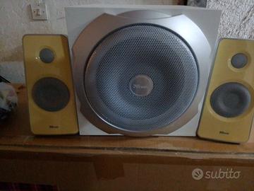 AMPLIFICATORE PER TV