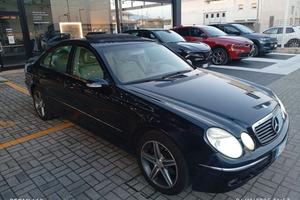 Mercedes Benz E200 KOMPRESSOR Motore ROTTO