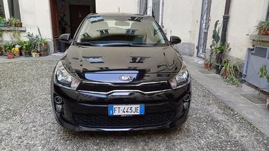 KIA RIO 1.2 Evolution 11100(prezzo trattabile)