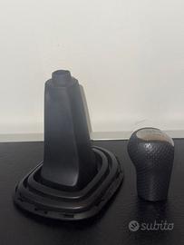 Cuffia e pomello Yaris