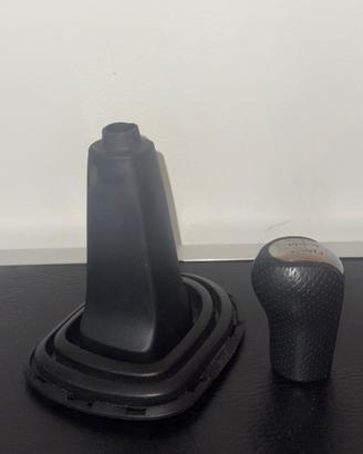 Cuffia e pomello Yaris