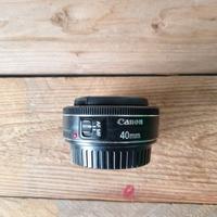 Canon EF 40mm 2.8